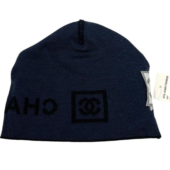 CHANEL Sport 07A Vintage Coco Mark Logo Beanie Hat Black Merino Wool Rank AB+ - Picture 8 of 11